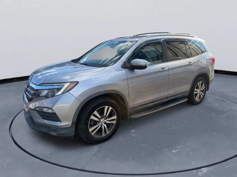 Used 2016 Honda Pilot EX image 2