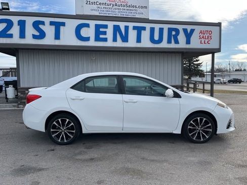 Used 2018 Toyota Corolla SE w/ Protection Package FWD image 23