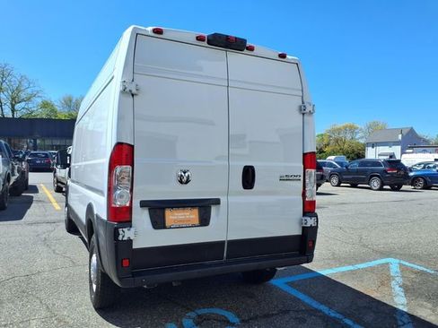 Used 2024 RAM ProMaster 2500 w/ Convenience Group FWD image 6