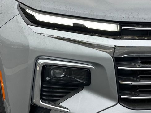 New 2025 Chevrolet Traverse LT w/ Enhanced Driving Package image 32