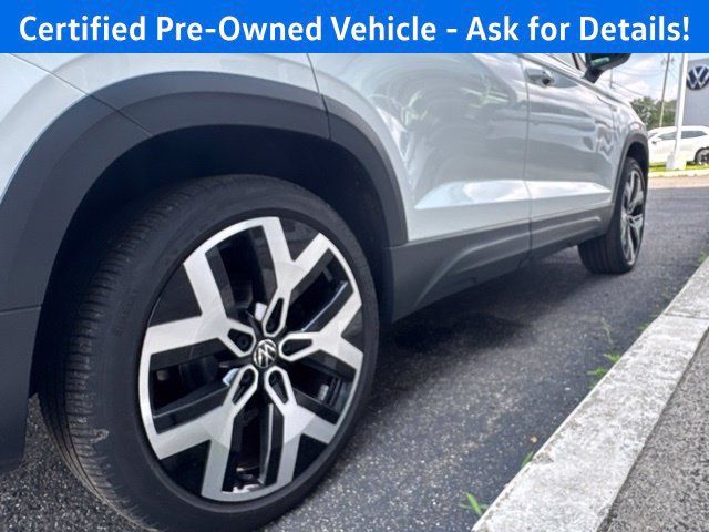 Certified 2023 Volkswagen Taos SEL AWD/4WD image 26