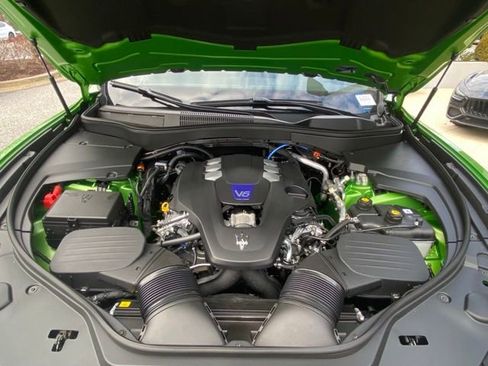 New 2023 Maserati Levante Modena image 10