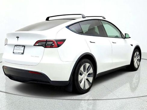 Used 2021 Tesla Model Y Long Range AWD/4WD image 5