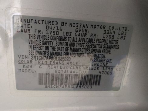 Used 2016 Nissan Versa S FWD image 33