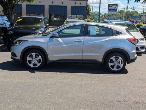 Used 2022 Honda HR-V LX image 6