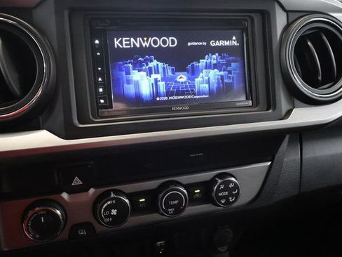 Used 2019 Toyota Tacoma SR5 AWD/4WD image 20
