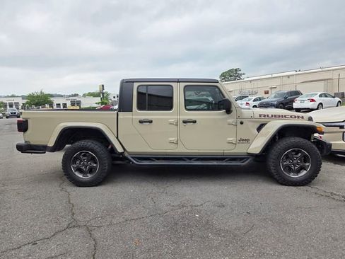 Used 2020 Jeep Gladiator Rubicon AWD/4WD image 3