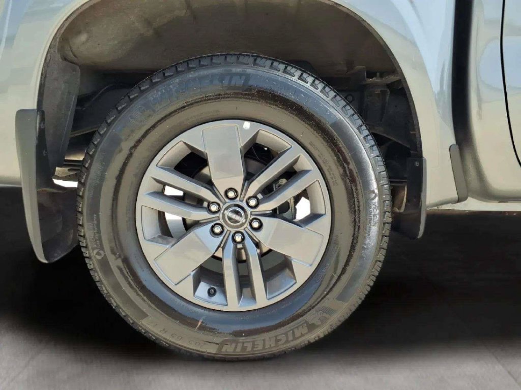 Certified 2026 Nissan Frontier SV RWD image 20