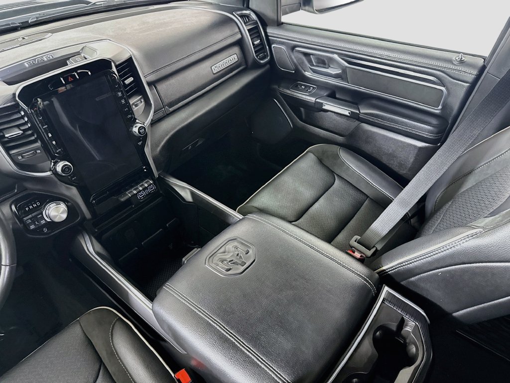 Used 2024 RAM 1500 Laramie AWD/4WD image 28