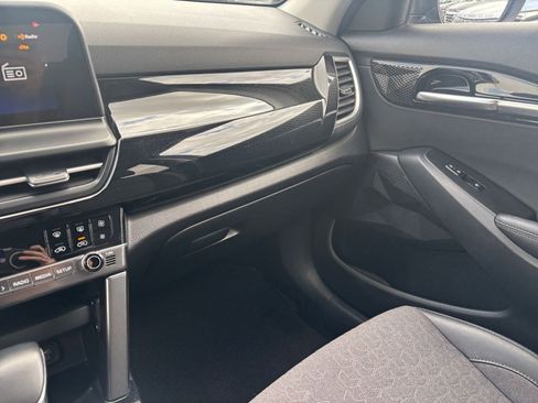 Used 2025 Kia Seltos S image 35