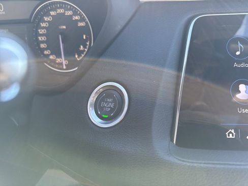 Used 2019 Cadillac XT4 Sport image 15