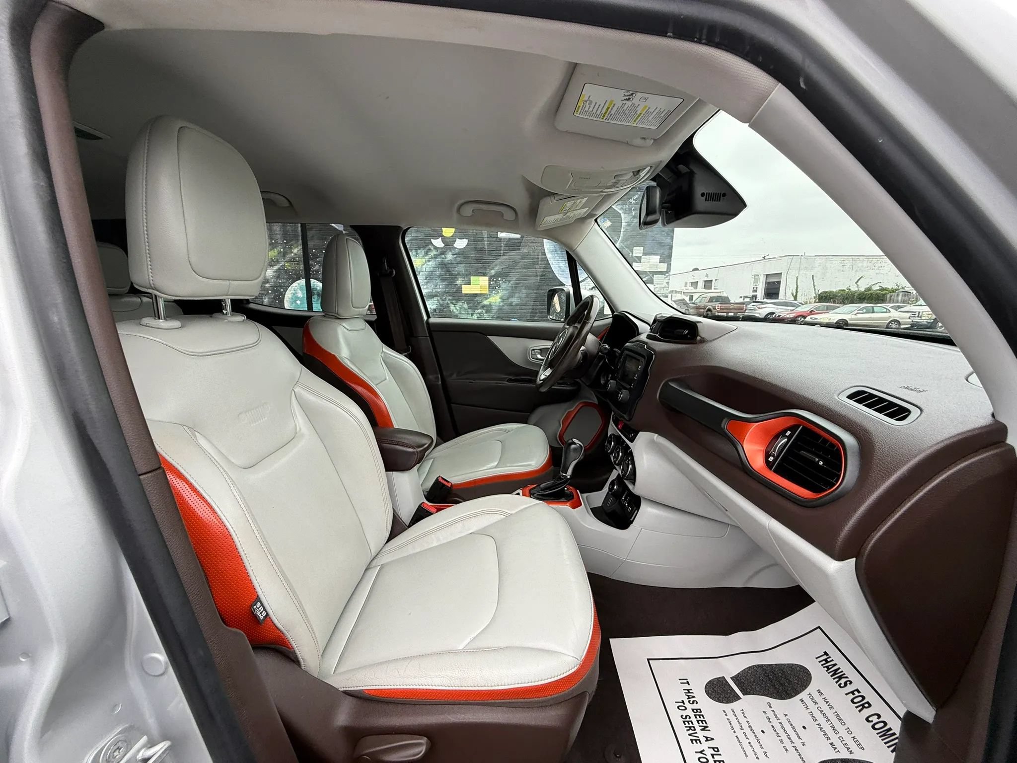 Used 2015 Jeep Renegade Limited AWD/4WD image 42