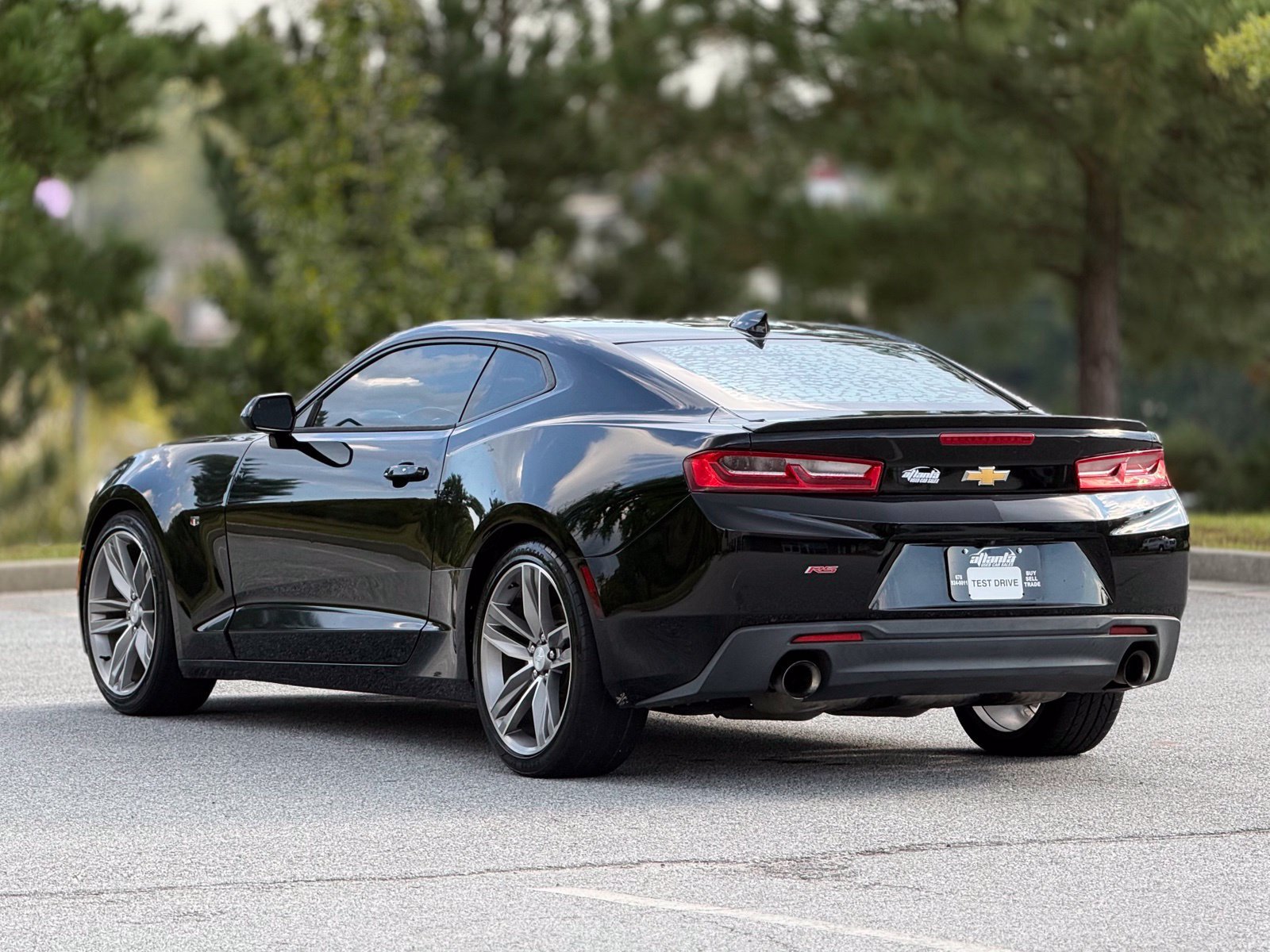 Used 2018 Chevrolet Camaro LT w/ RS Package RWD image 10
