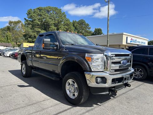 Used 2016 Ford F250 XLT w/ XLT Value Package image 3