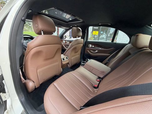 Used 2017 Mercedes-Benz E 300 4MATIC image 28