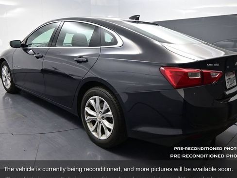 Used 2023 Chevrolet Malibu LT FWD image 17