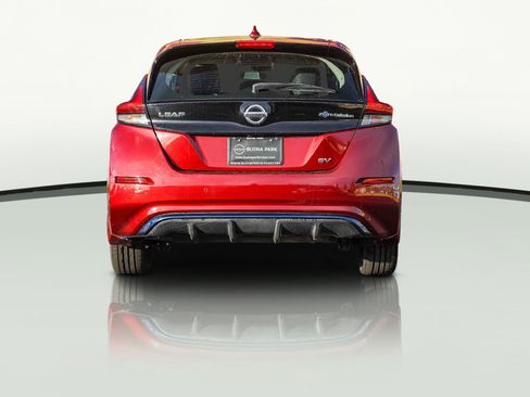 Used 2021 Nissan Leaf SV image 8