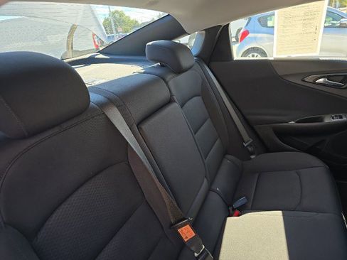 Used 2023 Chevrolet Malibu LT image 33
