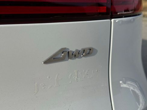 New 2026 Genesis GV70 2.5T Advanced image 16