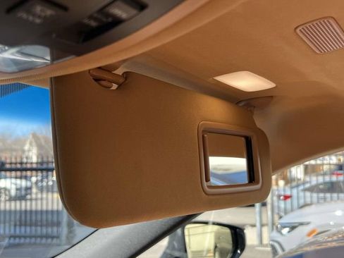 Used 2025 Lexus ES 350 w/ Premium Package image 35