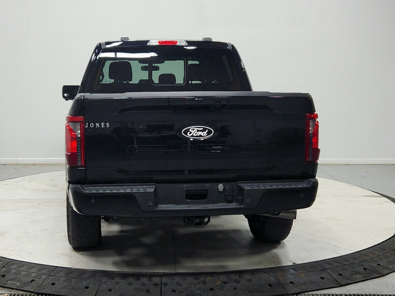 Used 2024 Ford F150 XLT w/ Equipment Group 302A MID AWD/4WD image 7
