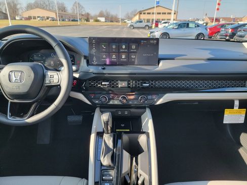 New 2025 Honda Accord EX-L image 33
