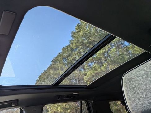 New 2026 GMC Yukon Denali w/ Sun & Power Step Package image 16