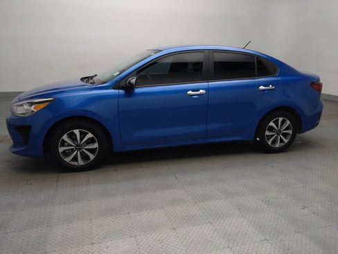 Used 2023 Kia Rio S w/ Technology Package FWD image 2
