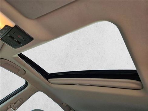 Used 2021 Nissan Altima 2.5 SL FWD image 16
