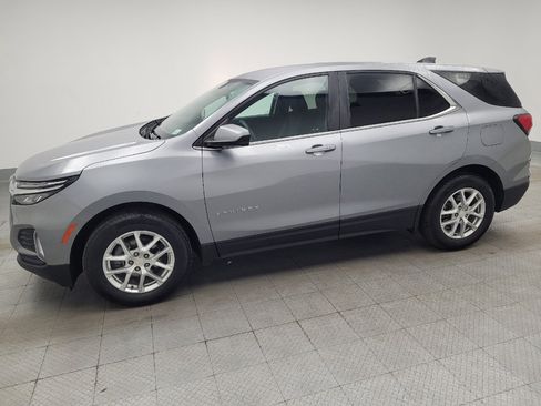 Used 2024 Chevrolet Equinox LT FWD image 2