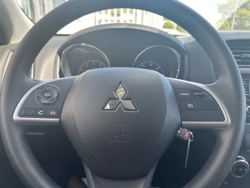 Used 2024 Mitsubishi Outlander Sport ES image 9