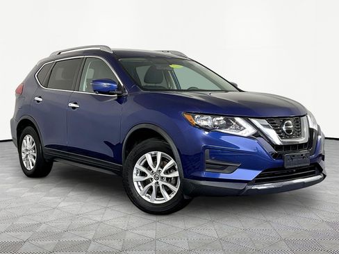 Used 2018 Nissan Rogue SV w/ Premium Package AWD/4WD image 3