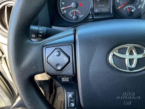 Used 2021 Toyota Tacoma SR image 17