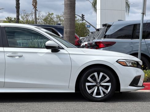 Used 2023 Honda Civic LX image 33