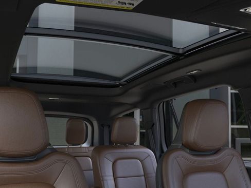 New 2026 Lincoln Aviator Reserve AWD/4WD image 22