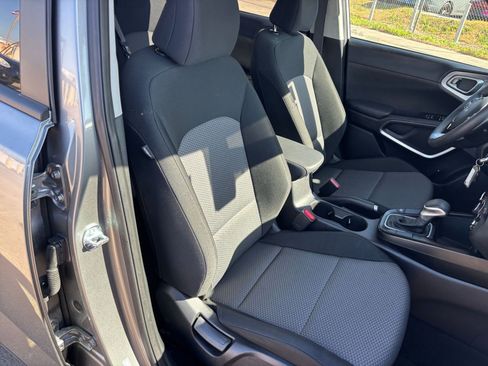 Used 2025 Kia Soul LX w/ LX Technology Package image 34