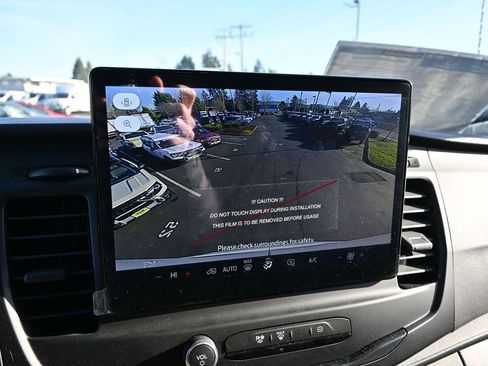 New 2023 Ford E-Transit 148 High Roof Extended image 15