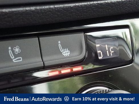 Certified 2024 Volkswagen Jetta SEL FWD image 29