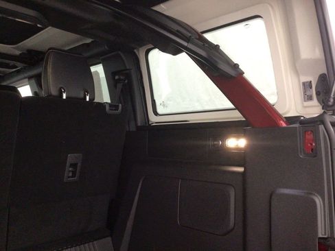 New 2025 Ford Bronco Raptor image 34