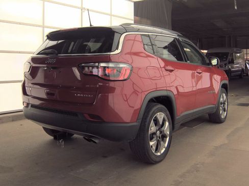 Used 2019 Jeep Compass Limited AWD/4WD image 3