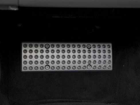 Used 2025 Ferrari SF90 Spider image 45