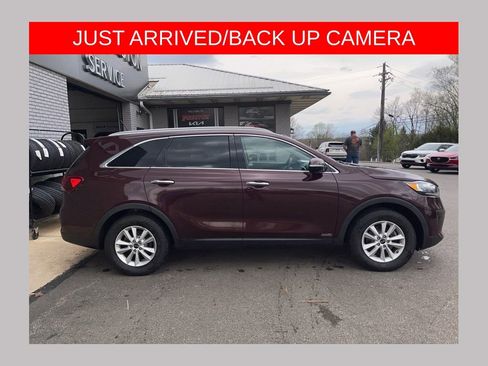 Used 2020 Kia Sorento LX w/ LX I4 Convenience Package AWD/4WD image 1