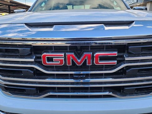 New 2026 GMC Sierra 1500 SLT w/ SLT Premium Plus Package image 10