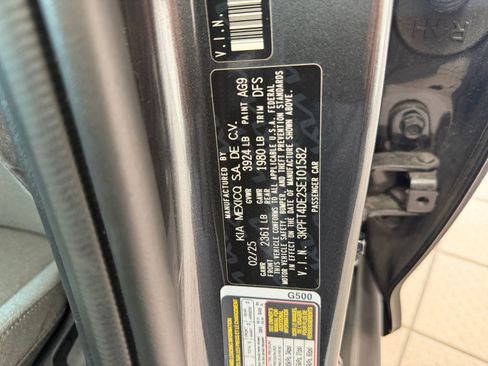 Used 2025 Kia K4 LXS image 24