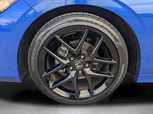 Used 2024 Honda Civic Sport image 11