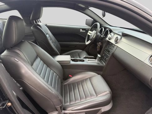 Used 2005 Ford Mustang GT Premium RWD image 15