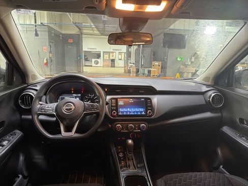 Used 2023 Nissan Kicks SV w/ Exterior Package image 9