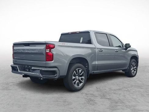 Used 2023 Chevrolet Silverado 1500 LT AWD/4WD image 6