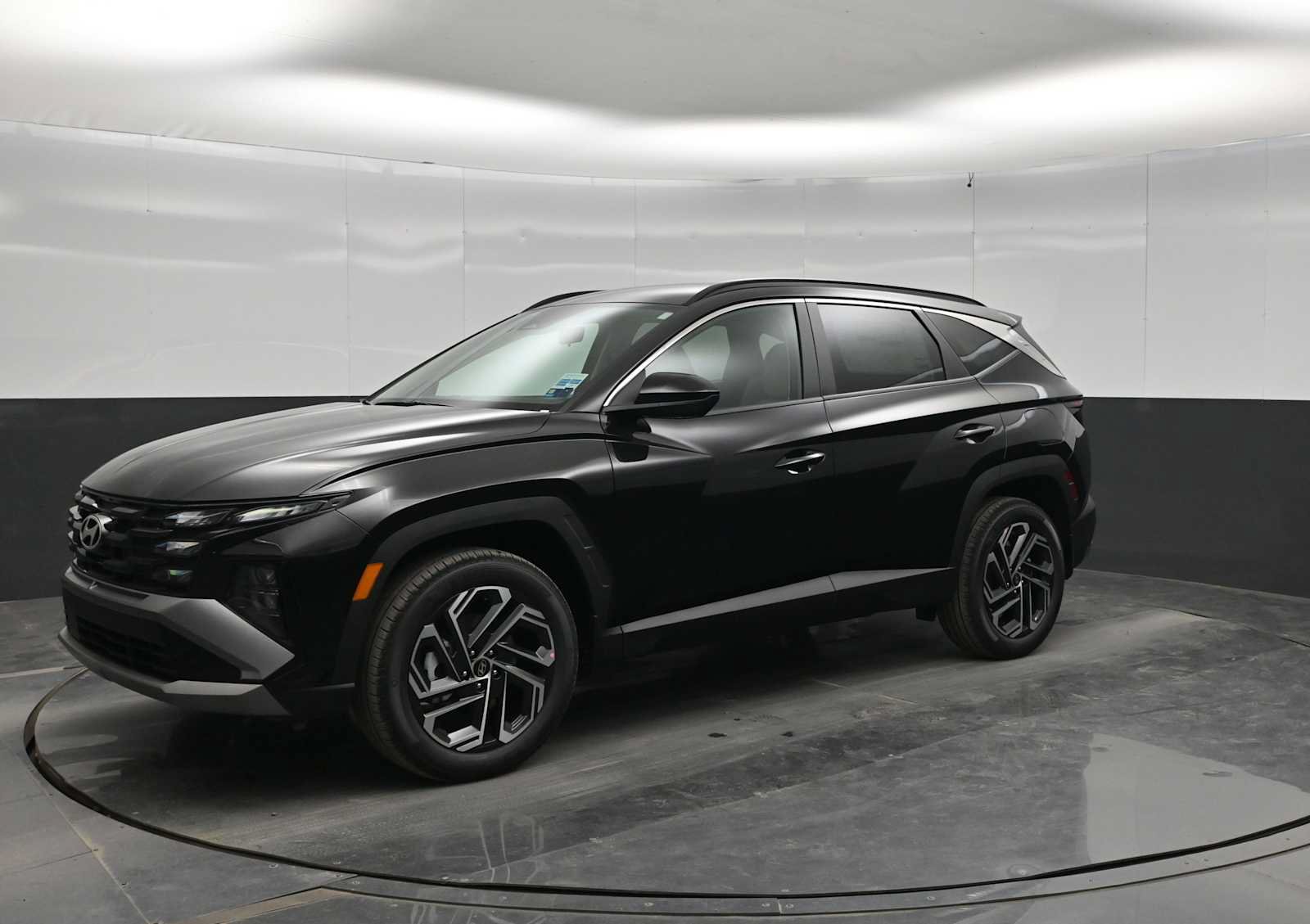 New 2026 Hyundai Tucson SEL Plus AWD/4WD image 4