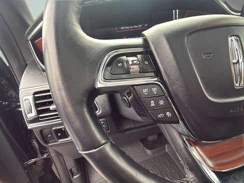 Used 2023 Lincoln Navigator Reserve image 20